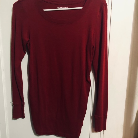 GAP MATERNITY TOP. RED. SMALL - Picture 3 of 7